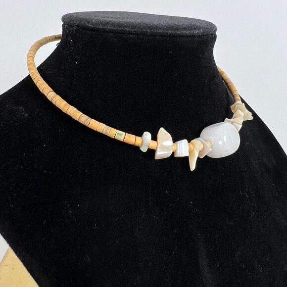 Vintage Y2K Beaded Crystal Stone Choker Necklace - Beachy Granola Girl Jewelry - Picture 5 of 5